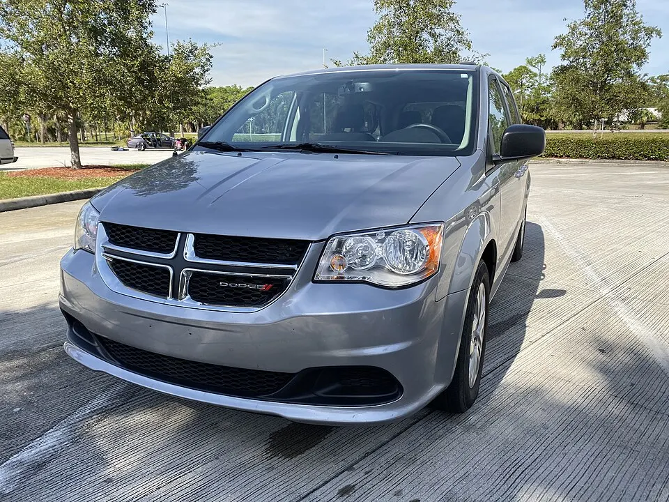 2018 Dodge Grand Caravan SE in silver - front view, photographed in United States