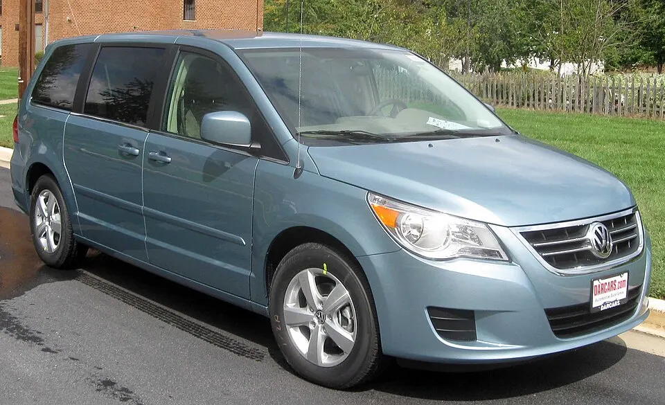 2009 Volkswagen Routan SE, photographed in United States