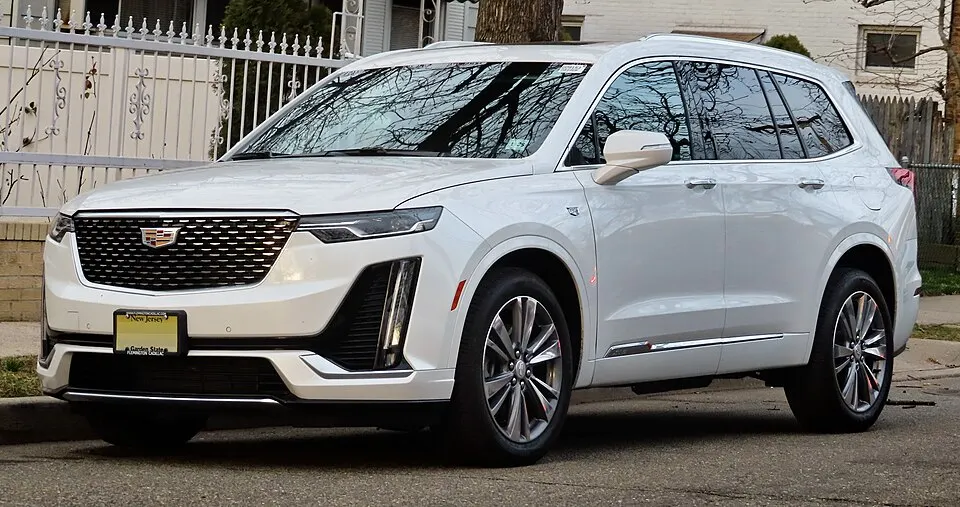 2020 Cadillac XT6 Premium, front 3.2.20, photographed in United States