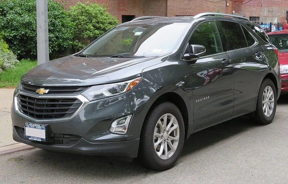 2017 Chevrolet Equinox front 5.27.18, photographed in United States