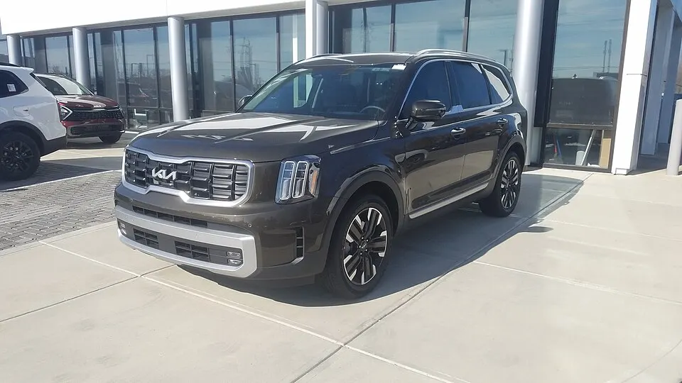 2023 Kia Telluride front end, photographed in United States