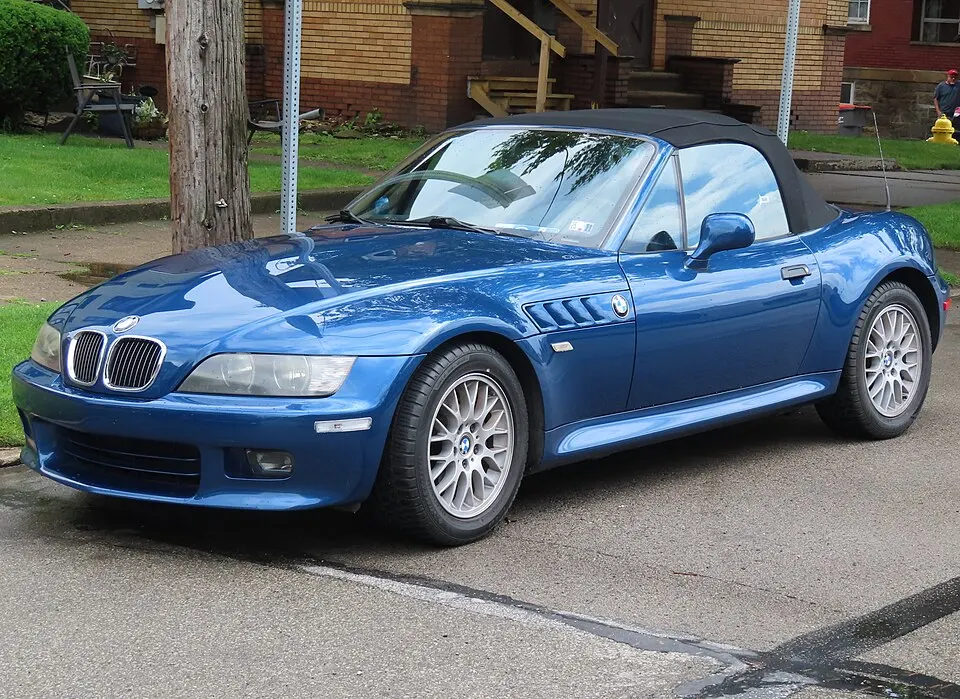 2000 BMW Z3 2.8 roadster, front left, 06-14-2025, photographed in United States