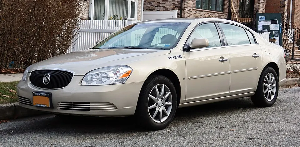 2007 Buick Lucerne CXL, front 1.16.21, photographed in United States