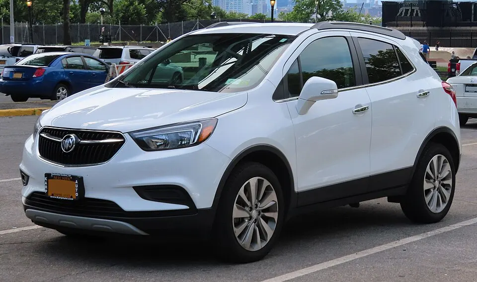 2017 Buick Encore 'Preferred' 1.4L front 6.16.19, photographed in United States
