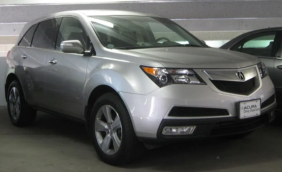 2010 Acura MDX -- 05-04-2010, photographed in United States