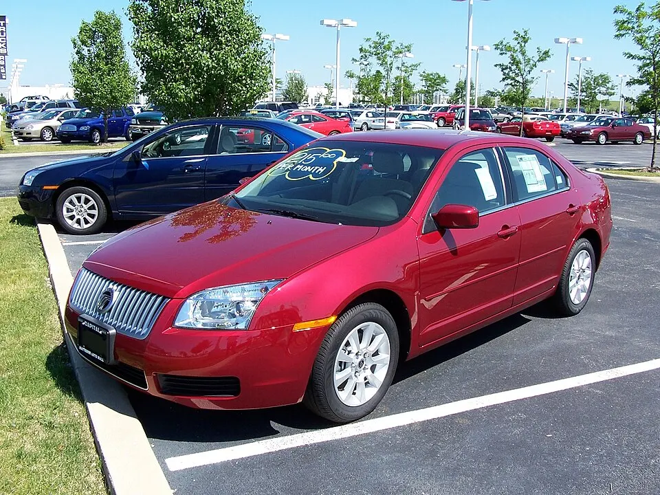 2006 Mercury Milan (2006-07-16), photographed in United States