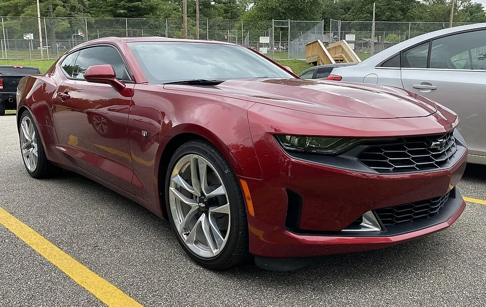 2021 Chevrolet Camaro LT in Wild Cherry Tintcoat, front right, 07-16-2022, photographed in United States