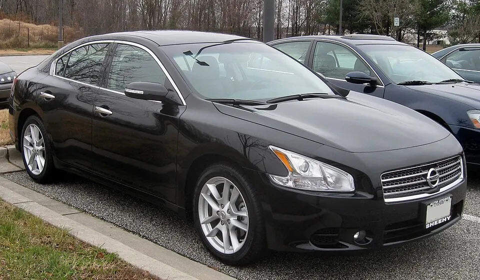 2009 Nissan Maxima, photographed in United States
