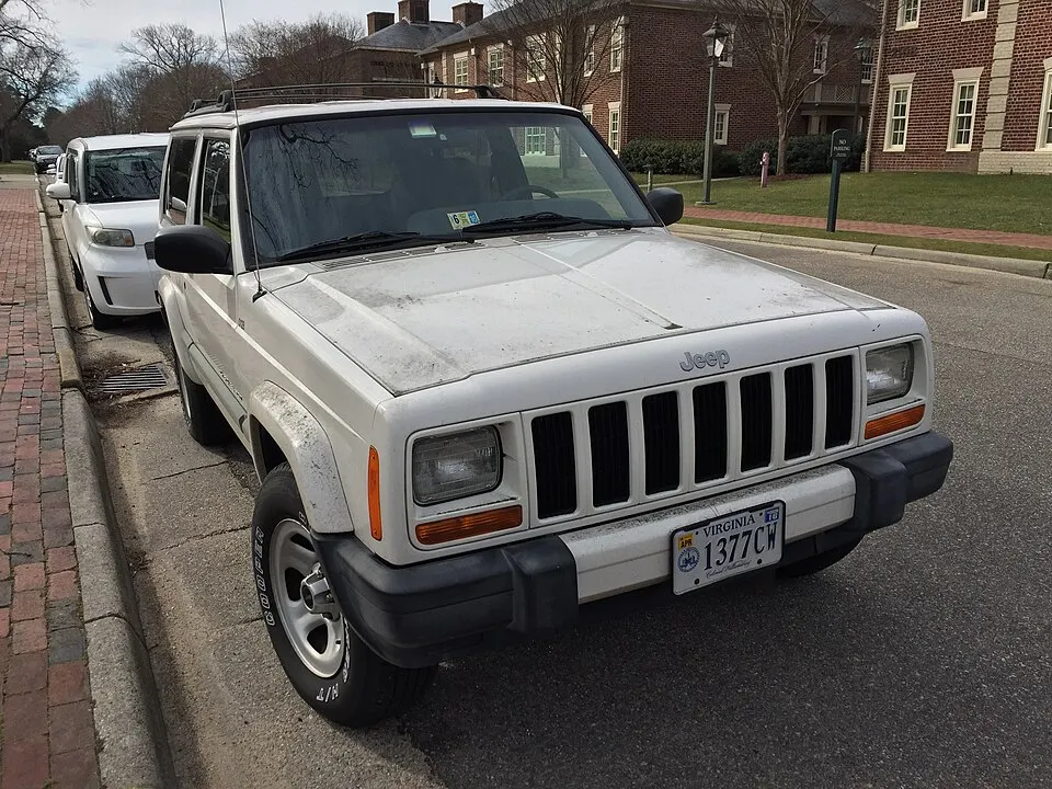 2001 Jeep Cherokee Sport 2-door white 1of7, photographed in United States