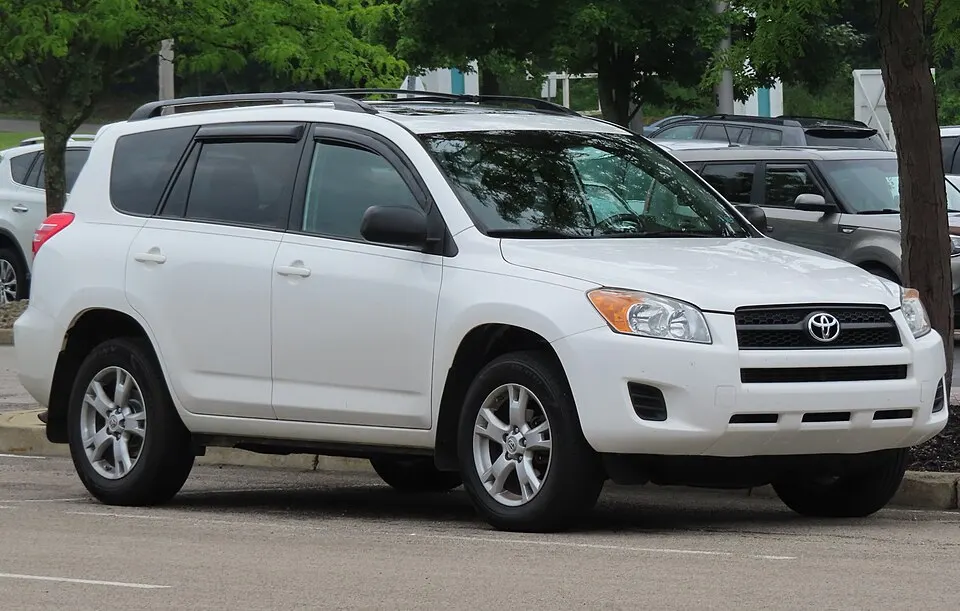 2011 Toyota RAV4 4WD, front right, 07-09-2023, photographed in United States
