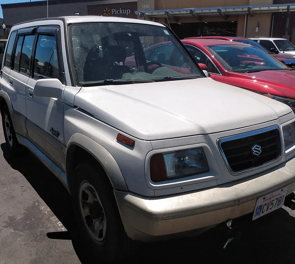 1997 Suzuki Sidekick JX Sport, photographed in United States