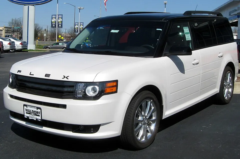 2012 Ford Flex Titanium -- 03-14-2012, photographed in United States