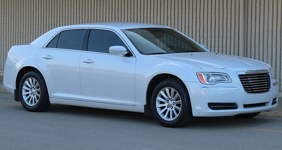 2011 Chrysler 300, front right, 07-19-2023, photographed in United States