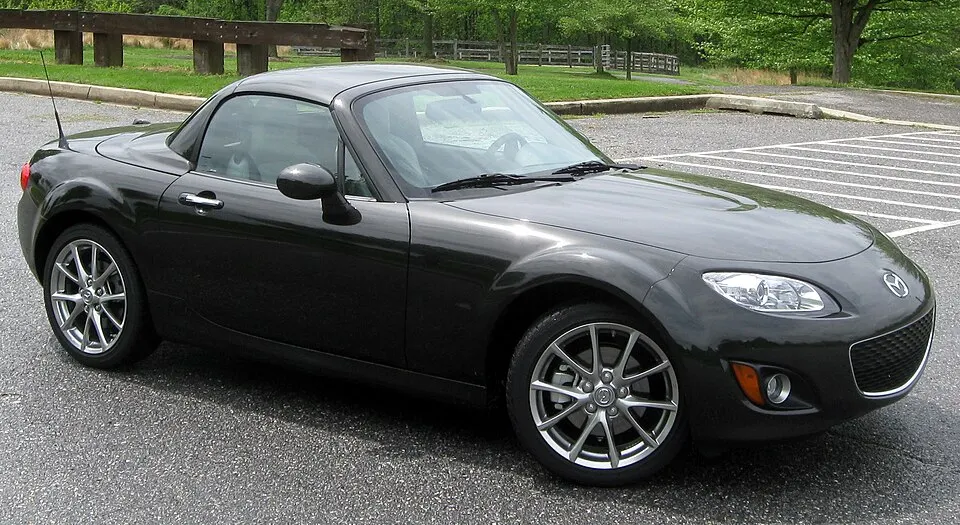 2011 Mazda MX-5 PRHT -- 04-28-2011 front, photographed in United States