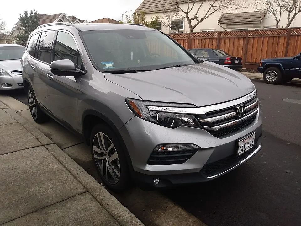 2021 Honda Pilot EX-L, photographed in United States