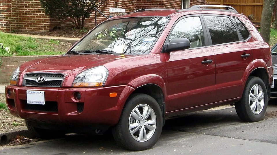 2009 Hyundai Tucson -- 03-21-2012, photographed in United States