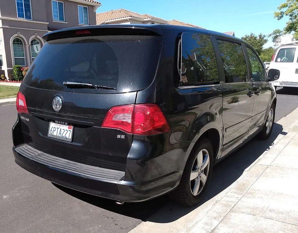 2011 Volkswagen Routan SE, photographed in United States