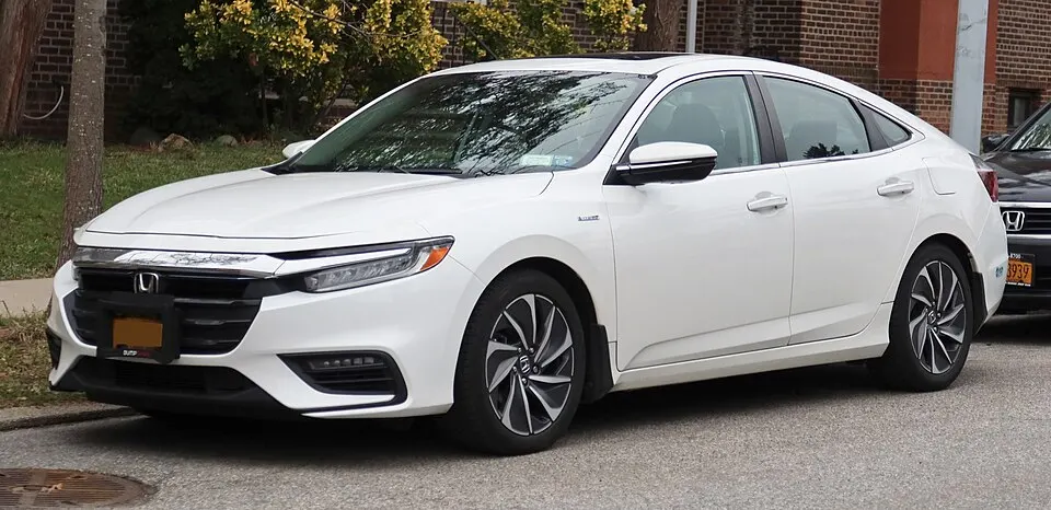 2020 Honda Insight Touring, front 1.1.21, photographed in United States