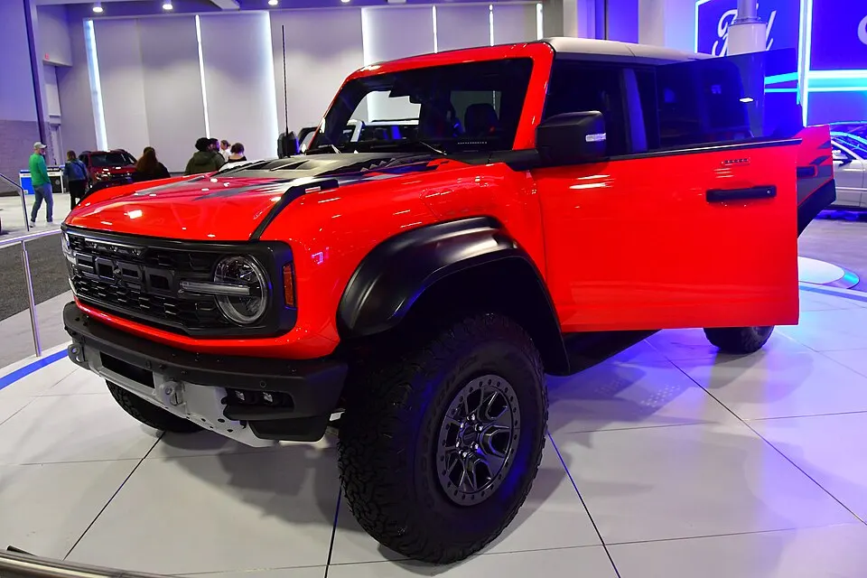2024 Ford Bronco Raptor in Bold Colors (53519776736), photographed in United States