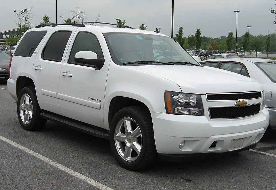07-Chevrolet-Tahoe, photographed in United States