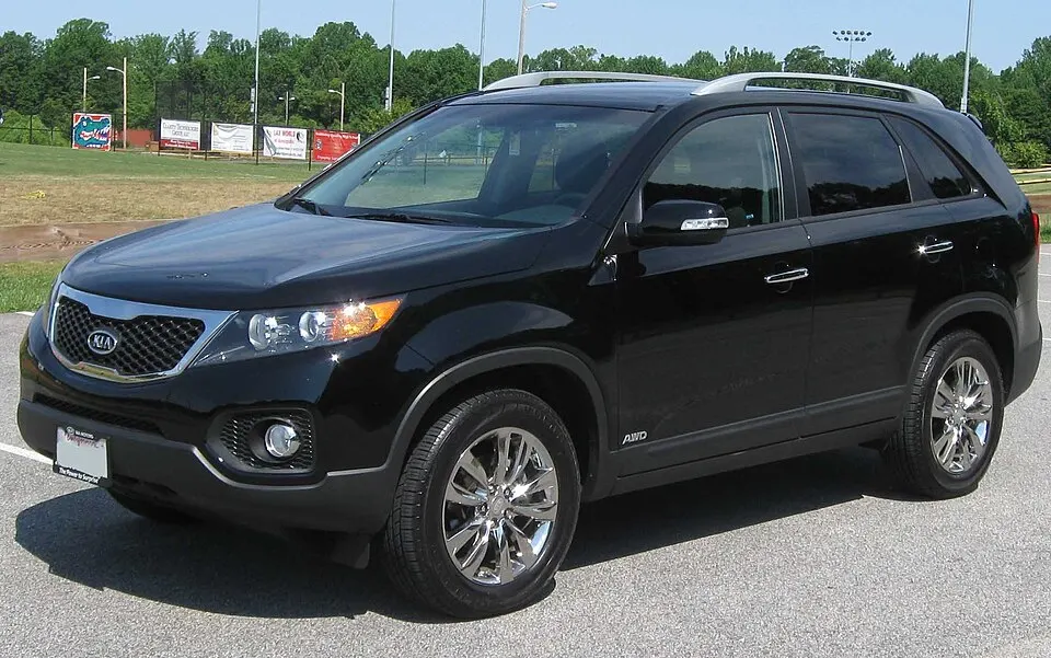 2011 Kia Sorento EX -- 06-30-2010, photographed in United States