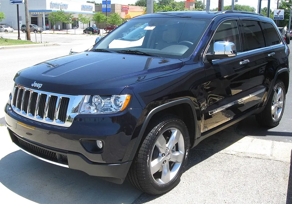 2011 Jeep Grand Cherokee Limited -- 07-03-2010, photographed in United States