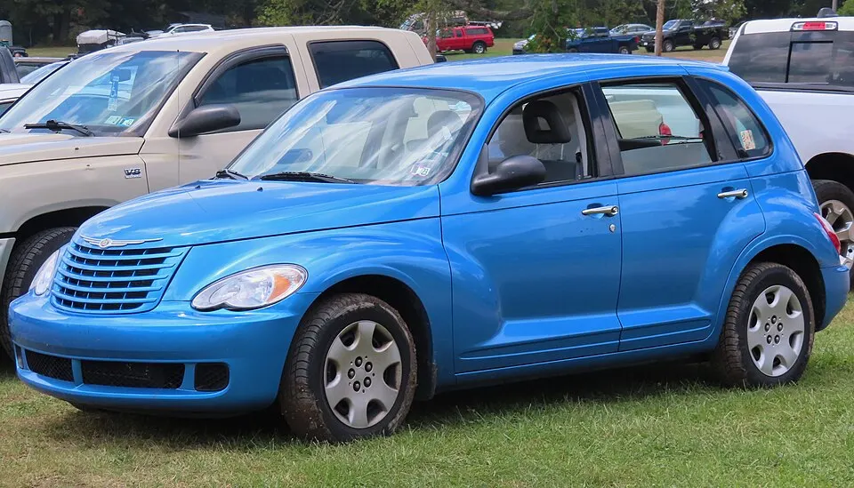2008 Chrysler PT Cruiser LX, front left, 08-07-2022, photographed in United States