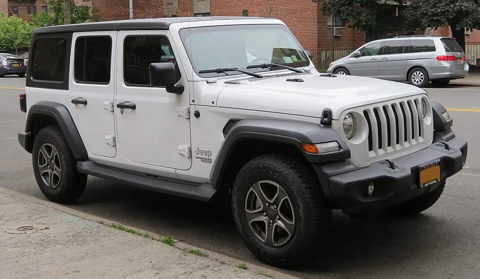 2018 Jeep Wrangler Unlimited Sport 4-door front 6.10.18, photographed in United States