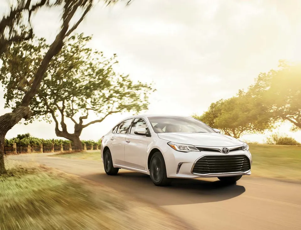 2016 Toyota AVALON (United States market)