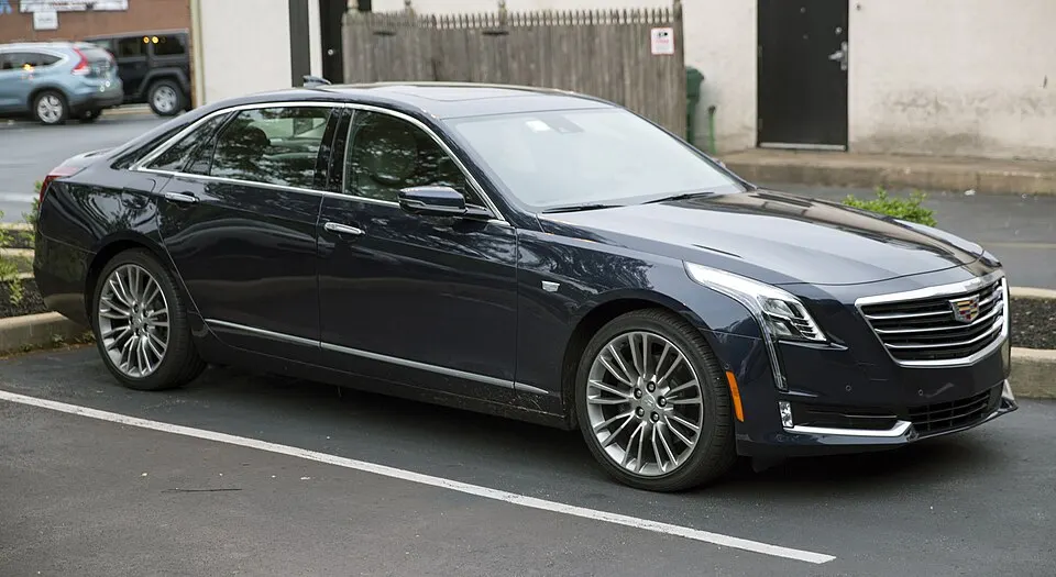 2018 Cadillac CT6 Premium Luxury AWD Super Cruise, front right, photographed in United States