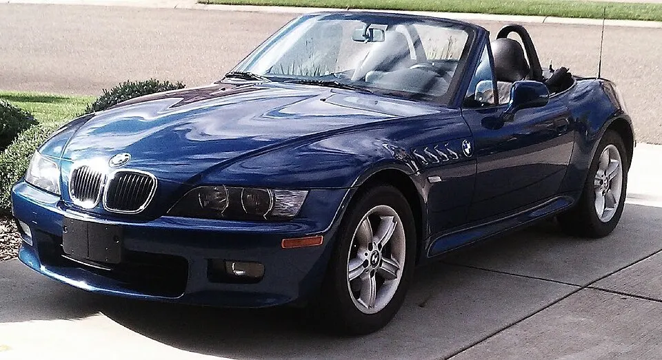2001 BMW Z3 2.5i, photographed in United States
