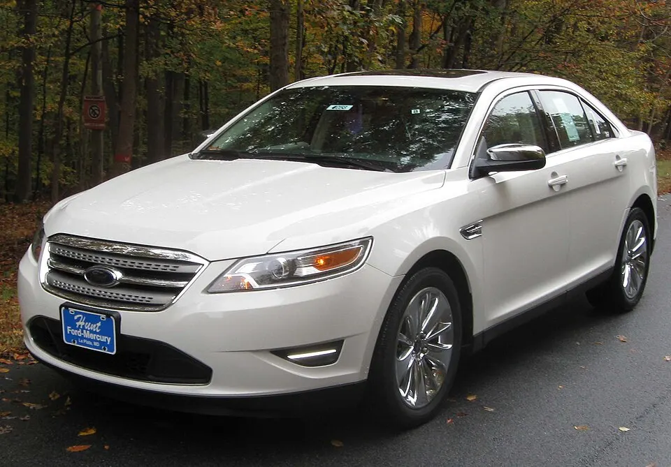 2010 Ford Taurus Limited 2 -- 10-31-2009, photographed in United States