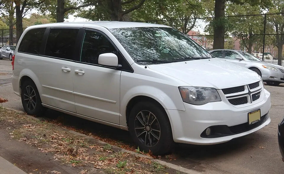 2015 Dodge Grand Caravan RT, front 10.27.21, photographed in United States