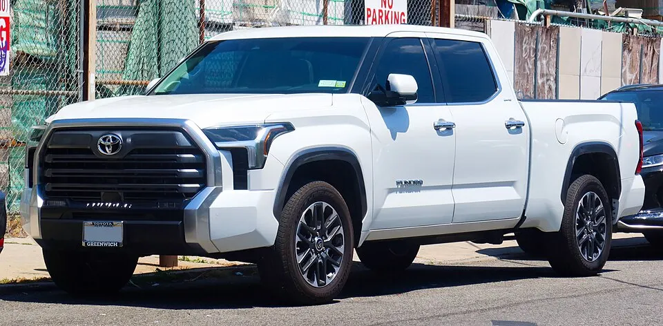 2022 Toyota Tundra CrewMax Limited, front 6.30.22, photographed in United States