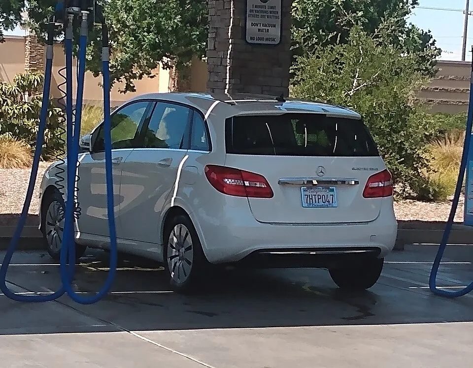 2015 Mercedes-Benz B-Class Electric Drive, photographed in United States