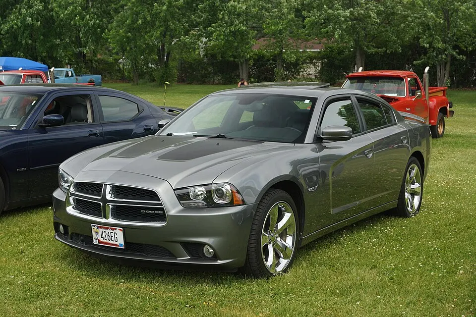2011 Dodge Charger (34760431540), photographed in United States