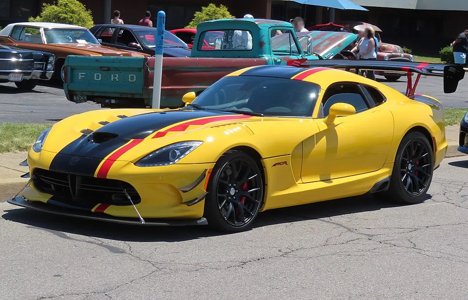 2016 Dodge Viper ACR with Extreme Aero package, front left, 06-16-2024, photographed in United States