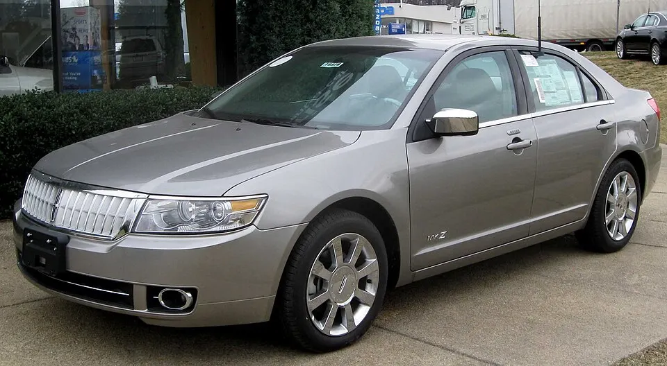 2009 Lincoln MKZ, photographed in United States