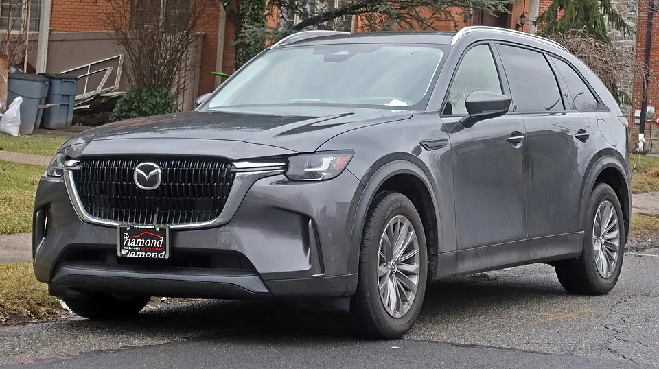 2024 Mazda CX-90, front 1.18.23, photographed in United States