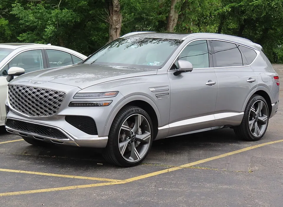 2025 Genesis GV80 3.5T Prestige, front left, 06-15-2025, photographed in United States
