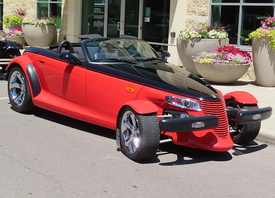 2000 Plymouth Prowler Woodward Edition, front right, 06-16-2024, photographed in United States