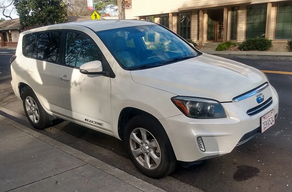 2014 Toyota RAV4 EV front, photographed in United States