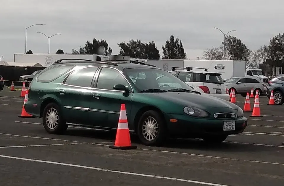 1996 Mercury Sable, photographed in United States