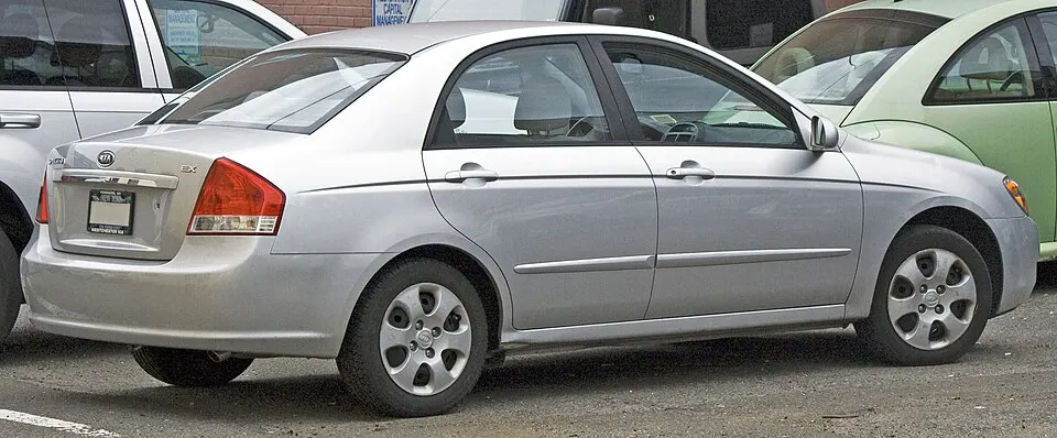 2007 Kia Spectra EX rv (cropped), photographed in United States