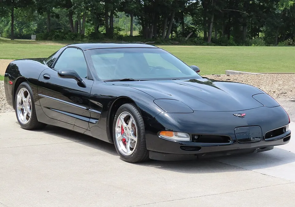 2004 Chevrolet Corvette coupe, front right, 07-21-2024, photographed in United States