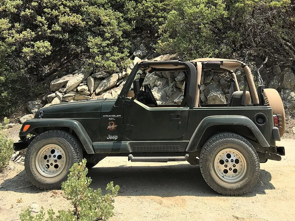 1998 Jeep Wrangler (TJ) Sahara Soft-Top, photographed in United States