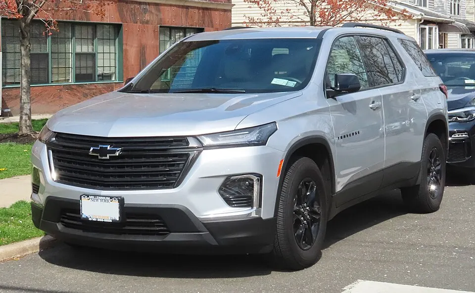 2022 Chevrolet Traverse (facelift), front, photographed in United States