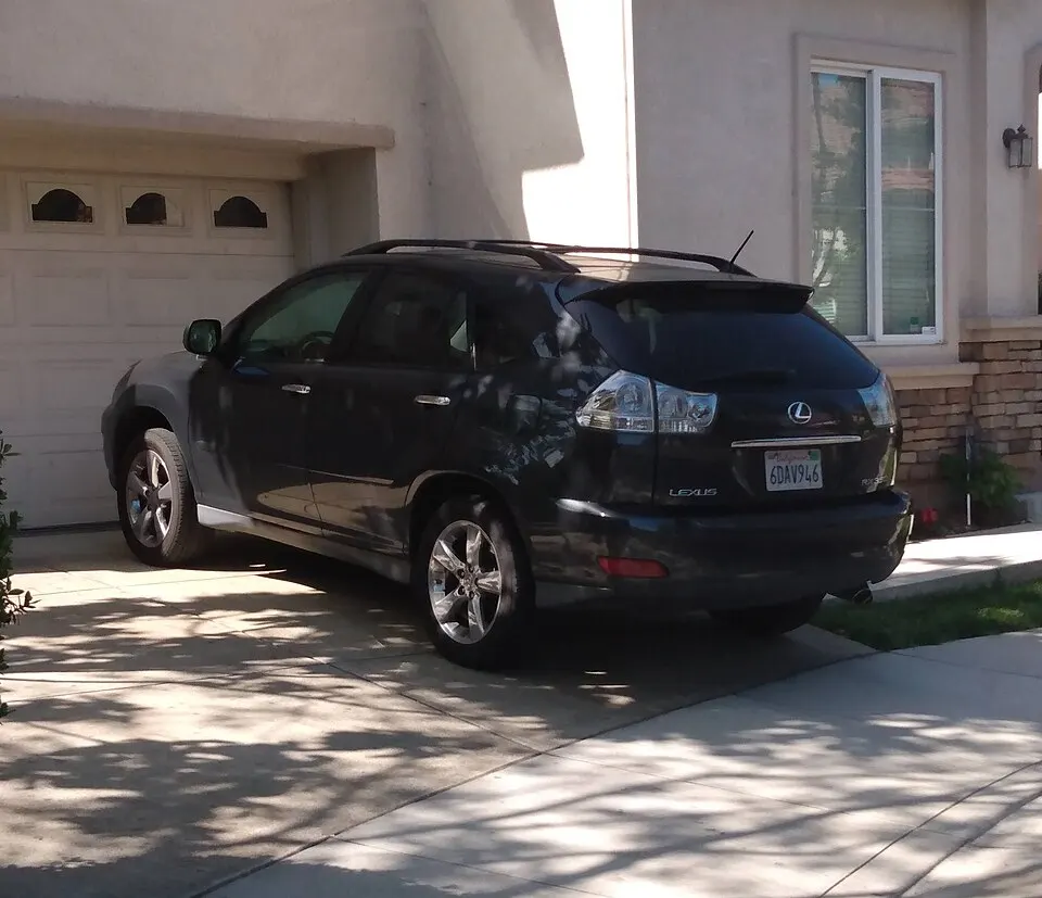 2006 Lexus RX 330, photographed in United States