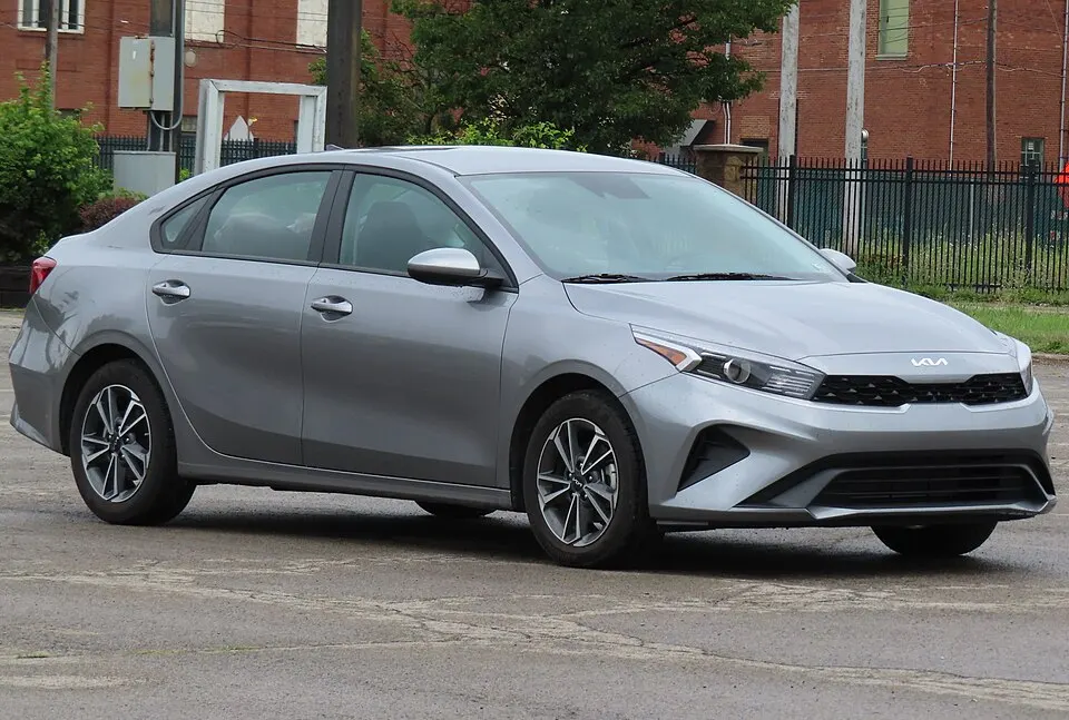 2023 Kia Forte LXS, front right, 08-03-2024, photographed in United States