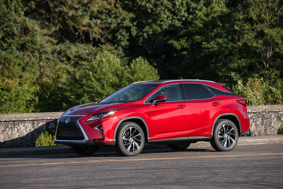 2016 Lexus RX Hybrid 01 (Canada market)